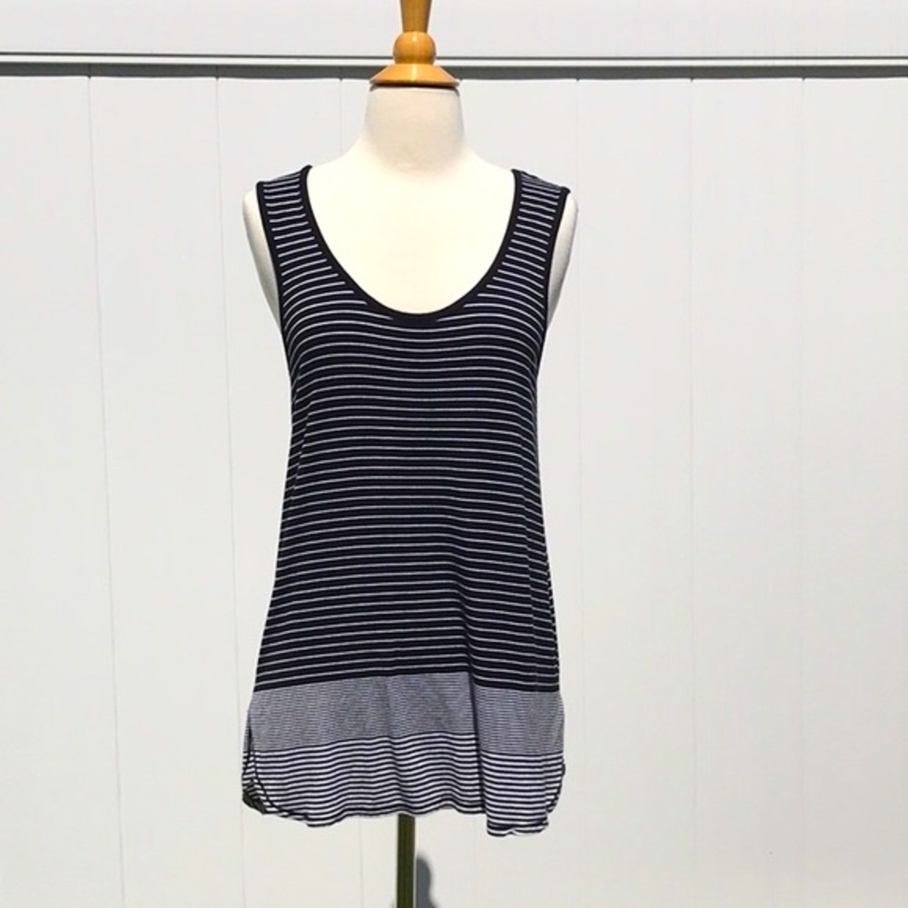 Max Studio Black and White Striped Tunic Tank Size Medium